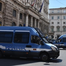 Avrupa genelinde suç örgütü Ndrangheta'ya yönelik baskınlarda 100'den fazla kişi tutuklandı