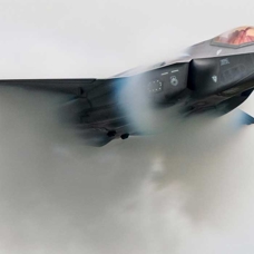 Türkiye'den F-35 açıklaması: ABD'liler yalvarsa bile almayız