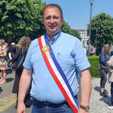 Fransız Belediye Başkanı, otizmli oğluna yönelik eğitim engeline karşı açlık grevine girdi