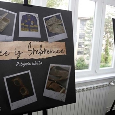 Bosna Hersek'te "Srebrenitsa'dan Hikayeler" isimli sergi açıldı