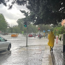 Başkentte kuvvetli sağanak etkili oluyor