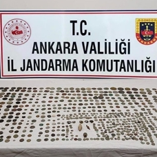 Ankara'da 2 bin 400 tarihi sikke ele geçirildi