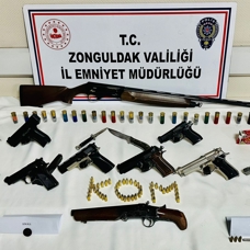 Silah ticareti yapan 8 şüpheli yakalandı