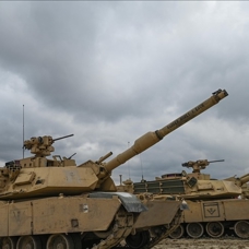 Polonya ilk Abrams tanklarını bugün teslim alıyor