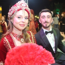 Erkut Yıldız ile Polonyalı Martyna Zaja, Türk geleneklerine göre yapılan düğünle dünyaevine girdi
