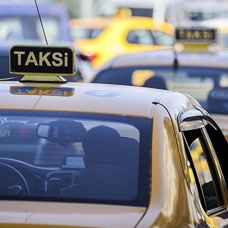 Taksiciler en çok "yol ve yolcu" seçtikleri için şikayet ediliyor