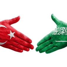 Suudi Arabistan'dan Türklere dikkat çeken davet