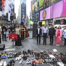 Dünyaca ünlü Times Meydanı'nda 15 Temmuz dolayısıyla anma töreni düzenlendi