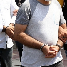 Mersin'de doktoru darp eden 2 kişi yakalandı