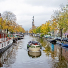 Amsterdam'da yolcu gemilerinin şehir merkezine girişi yasaklandı