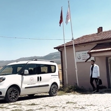 Bakan Koca, bir aile hekiminin köylerde verdiği mobil sağlık hizmetinin videosunu paylaştı