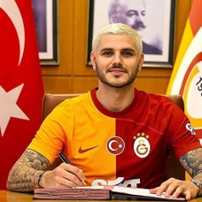 Galatasaray, Icardi ile 3 yıllık anlaşma sağlandığını açıkladı