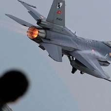 Savaşan şahin ÖZGÜR! Türkiye'nin yeni F-16 hamlesi dünya basınında