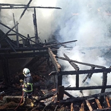 Kastamonu'da çıkan yangında 3 ev zarar gördü
