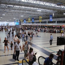 Antalya Havalimanı tüm zamanların rekorunu kırdı