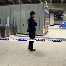Brüksel'de metro vagonuna zehirli madde atılması sonucu iki kişi hastaneye kaldırıldı