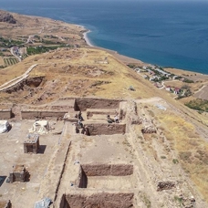 Ayanis Kalesi'nde 36 yıldır yürütülen kazılar, Urartular dönemine ışık tutuyor