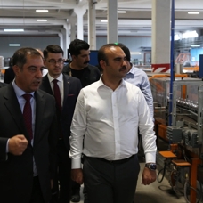 Bakan Kacır, Antalya OSB'de fabrikaları ziyaret etti