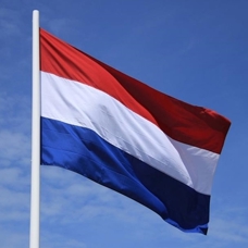 Hollanda, hava sahasına yaklaşan Rus savaş uçaklarının durdurulduğunu bildirdi