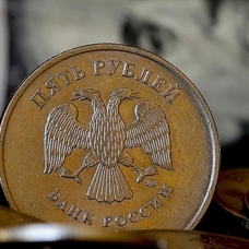 Rus rublesi, Rusya Merkez Bankası kararının ardından değer kazandı