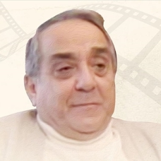 Tiyatronun ustası: Selim Naşit Özcan