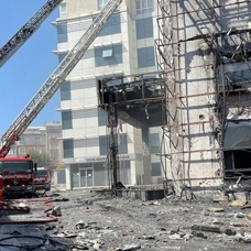 Esenyurt'ta kültür merkezinde yangın