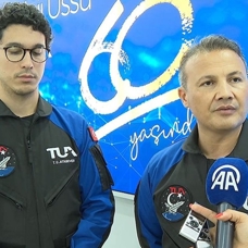 Türkiye'nin ilk uzay yolcuları TEKNOFEST'te konuştu