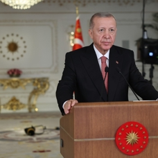 Başkan Erdoğan: Depremzedelere 'bedava ev' sözü verenler şehirlerimizin yolunu unuttu