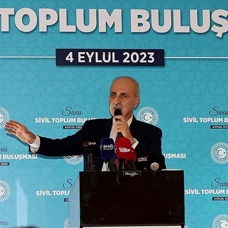 "Türkiye yeni fırsatlarla, yeni imkanlarla karşı karşıyadır"