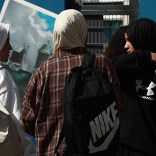 Fransa'daki okulların gerçek sorunları abaya yasağıyla gölgede kaldı