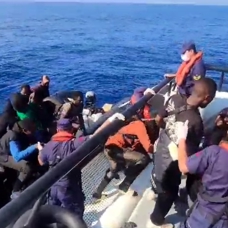 Fethiye açıklarında 46 düzensiz göçmen kurtarıldı