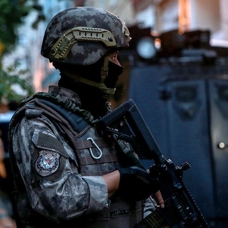 İstanbul'da DHKP-C operasyonunda 10 şüpheli yakalandı