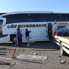 Diyarbakır'da feci zincirleme kaza: Biri ağır 4 yaralı