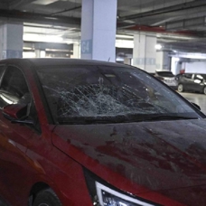 İSPARK'ın Bayrampaşa'daki kapalı otoparkında araçlara zarar verildi