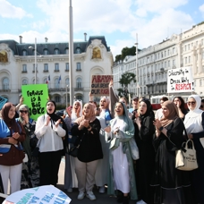 Fransa'daki abaya yasağı Avusturya'da protesto edildi: "Aşağılayıcı bir karar" 