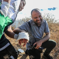 İsrail askerleri Gazze sınırında 12 Filistinliyi yaraladı