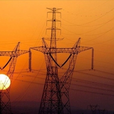 Türkiye'nin elektrik kurulu gücü 105 bin megavatı aştı