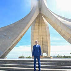 Bakan Uraloğlu, Cezayir'in sembol alanlarını ziyaret etti