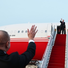 Başkan Recep Tayyip Erdoğan, çalışma ziyareti kapsamında bulunduğu Nahçıvan'dan ayrıldı.