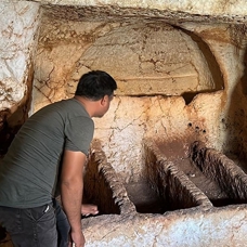 Adıyaman'daki Perre Antik Kenti'ndeki kazı çalışmalarında oda mezar bulundu