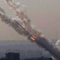 İsrail ordusu duyurdu: Karaya fırlatılan füze düşürüldü