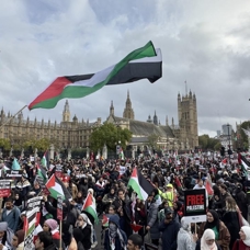 İngiliz Bakanın Filistin hazımsızlığı: Gösterileri "nefret yürüyüşü" olarak niteledi