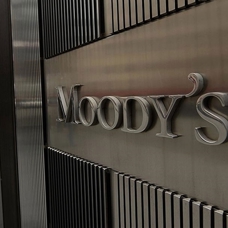 Moody's ABD'nin kredi görünümünü negatife çevirdi
