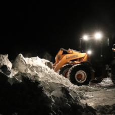 Yüksekova'da karla mücadele çalışması başladı