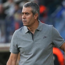 Kasımpaşa'da teknik direktör Kemal Özdeş görevinden istifa etti