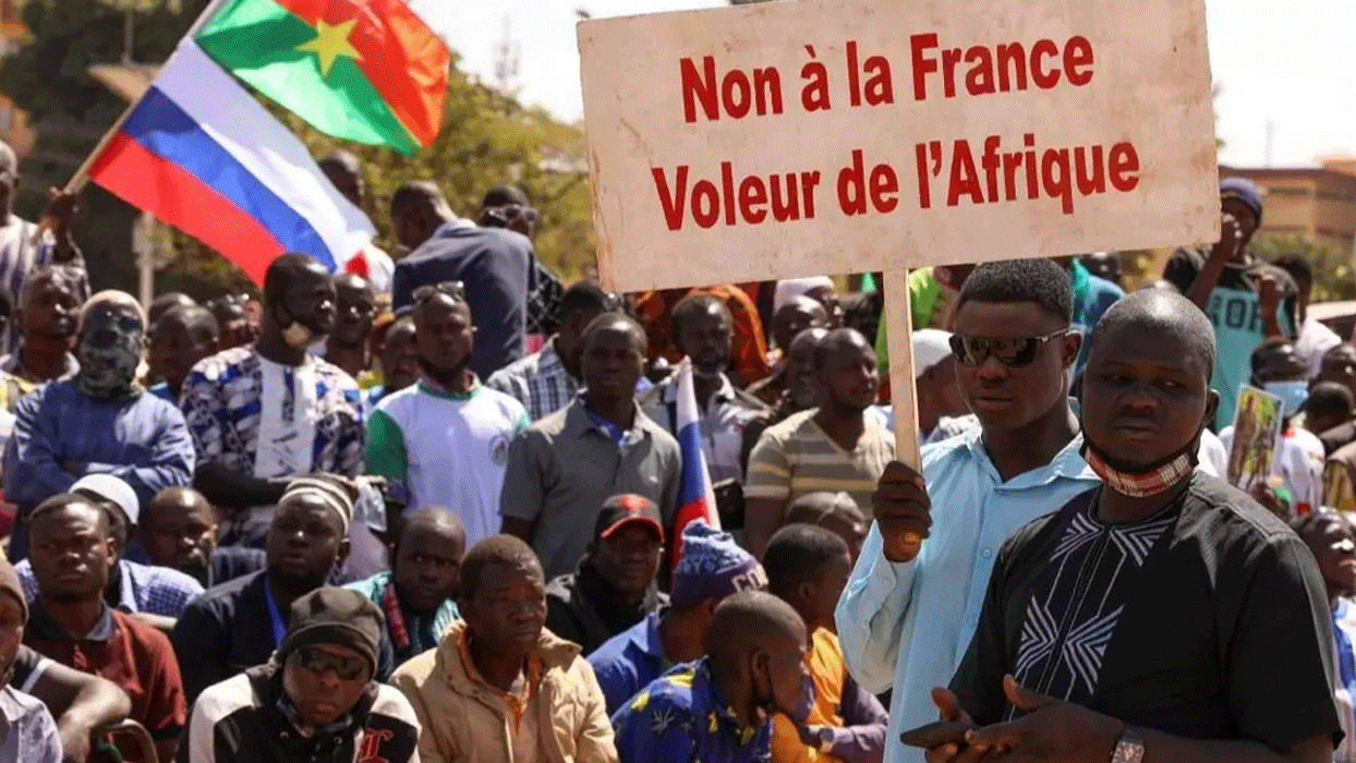 Burkina Faso'dan başkaldırı... Fransızcayı resmi dil olmaktan çıkardılar