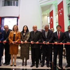 MHP Genel Başkanı Bahçeli "Yeni Yüzyılın Kara Kalem Sergisi"ni açtı 