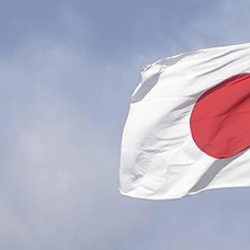 Japonya Başbakanı, bağış gelirlerini eksik bildirdikleri iddia edilen bakanları görevden alacak 