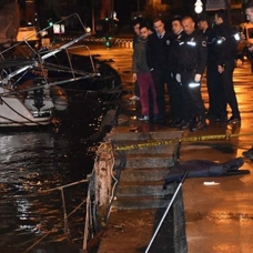 Beşiktaş'ta denizde erkek cesedi bulundu