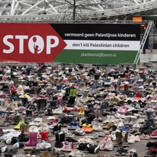 Hollanda'da binler Gazze için buluştu: 8 bin çift ayakkabı bırakıldı